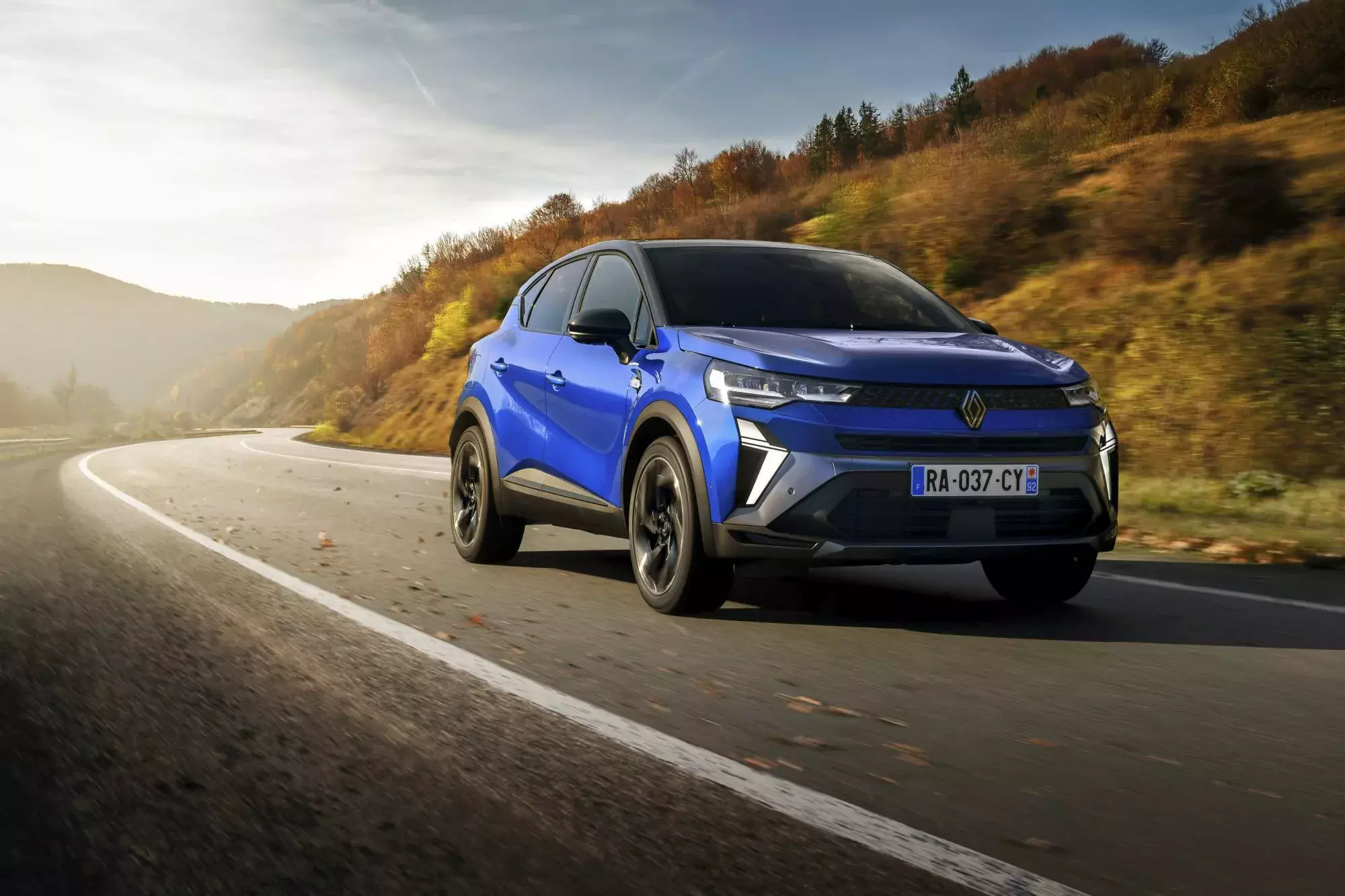 kompaktowy SUV Renault Captur e-tech hybrid