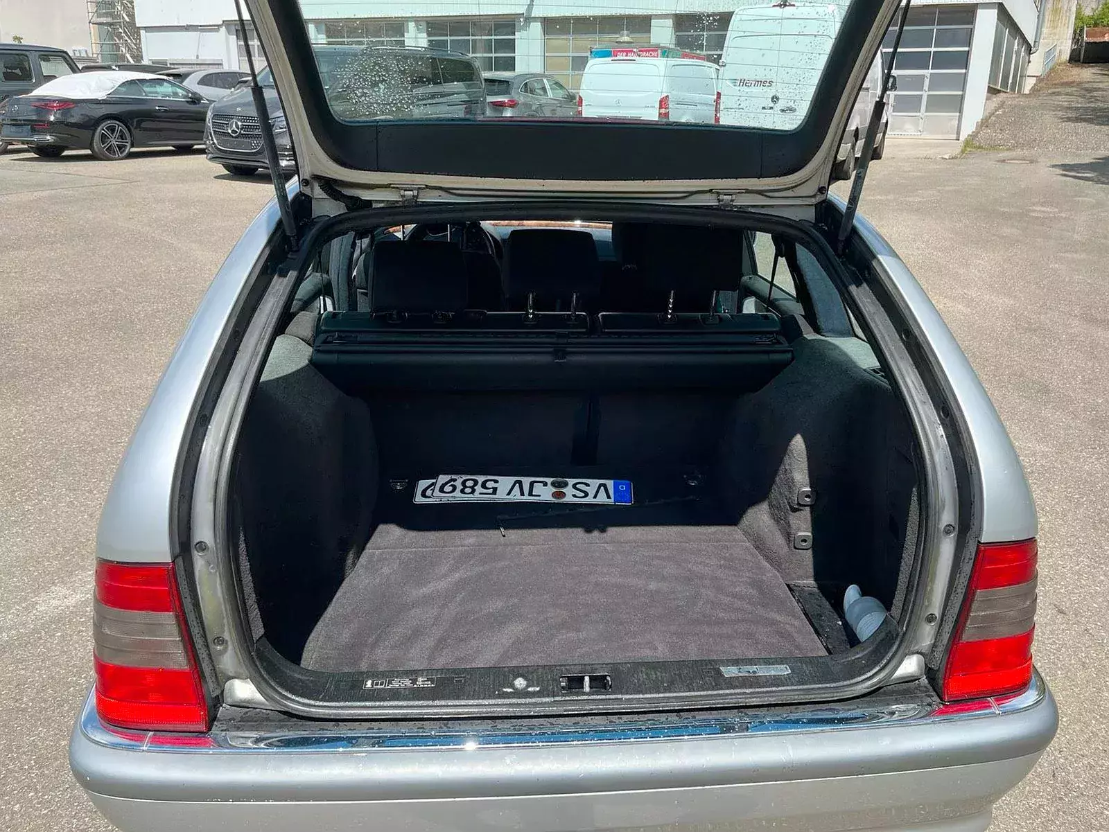 praktycznie-nowy-mercedes-w-202