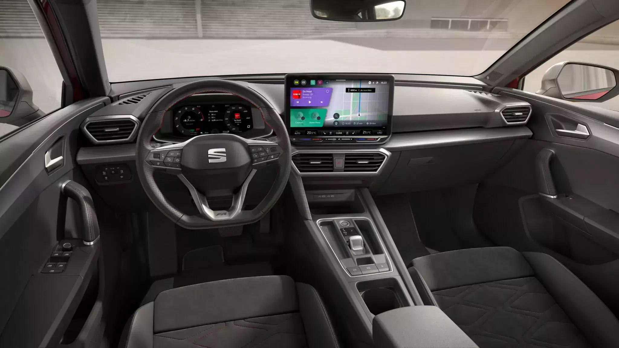 SEAT Leon / lifting 2024 / wnętrze