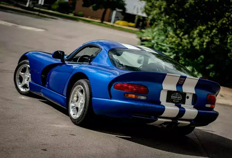 uzywany-dodge-viper-gts