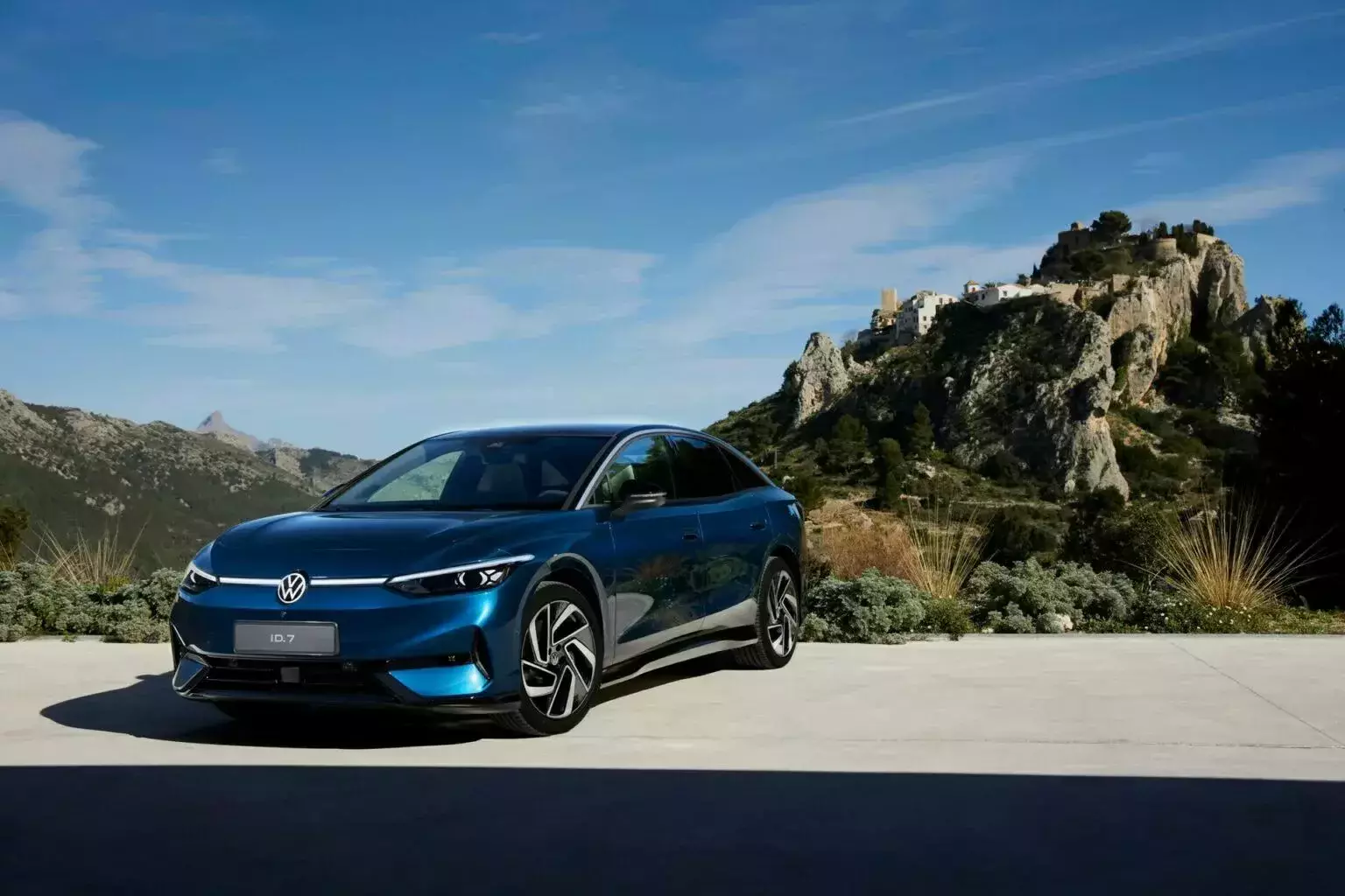 volkswagen-id-7-elektryczny-passat