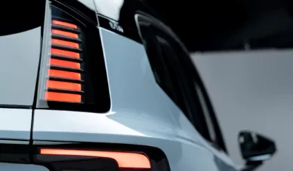 Volvo EX30 / niewielki SUV