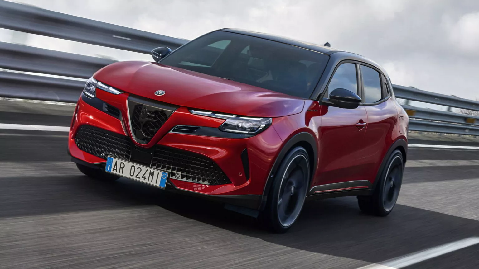 suv-alfa-romeo-junior