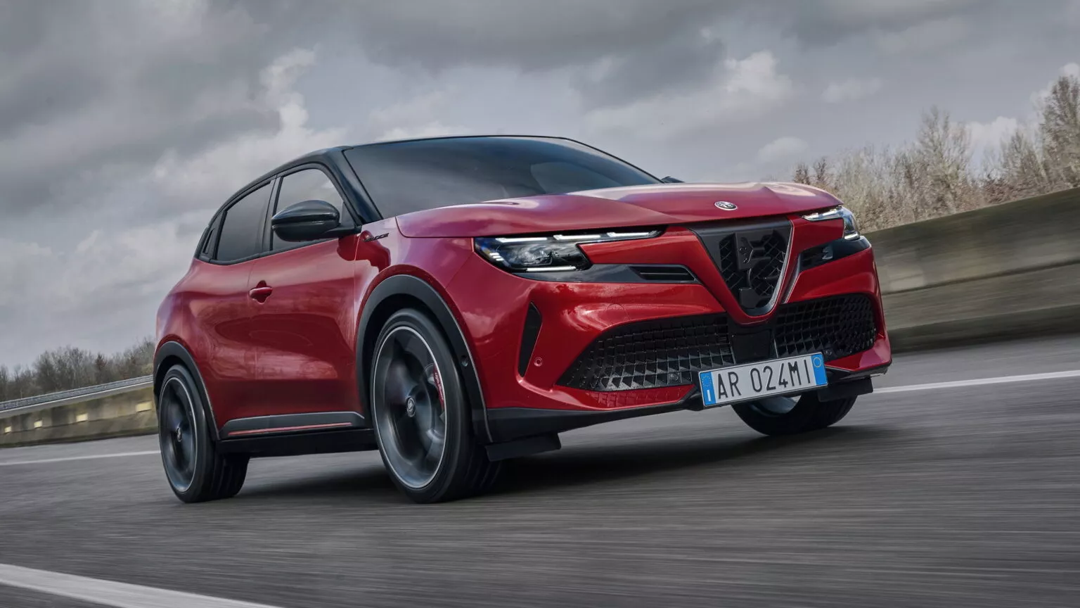 suv-alfa-romeo-junior