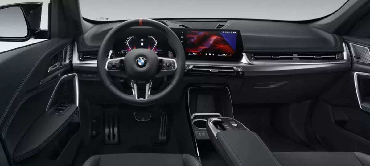 SUV BMW X1 M35 li wnetrze