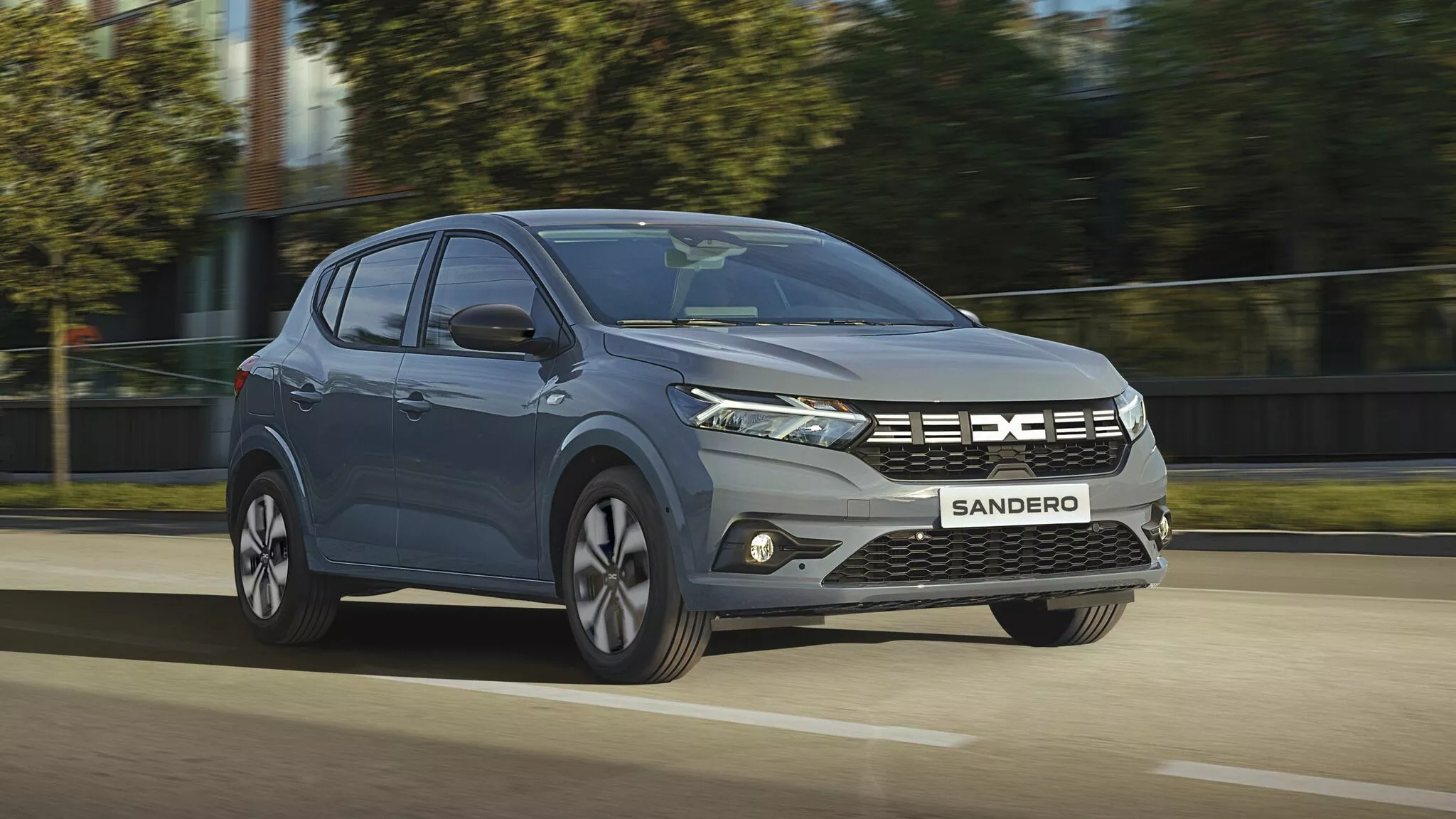 model Dacia Sandero z automatem w Hiszpanii