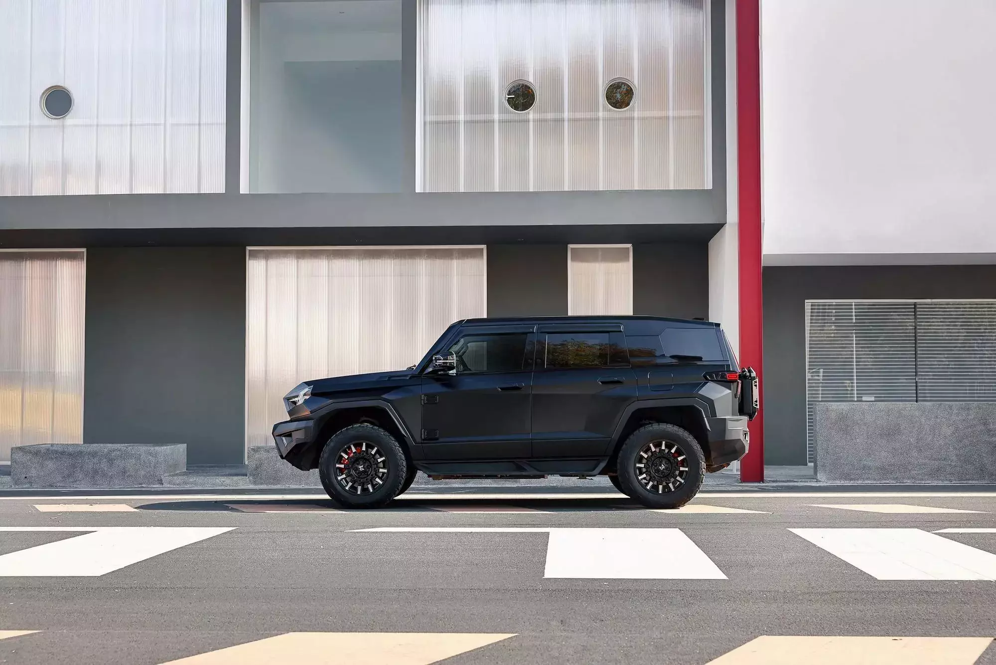 Mega SUV Dongfeng MHero I