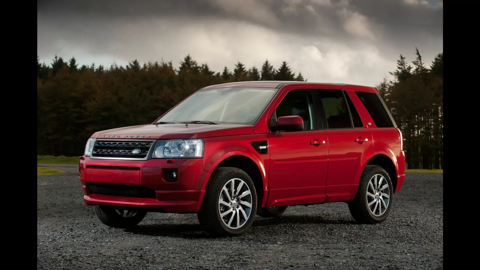 legendarny-suv-land-rover