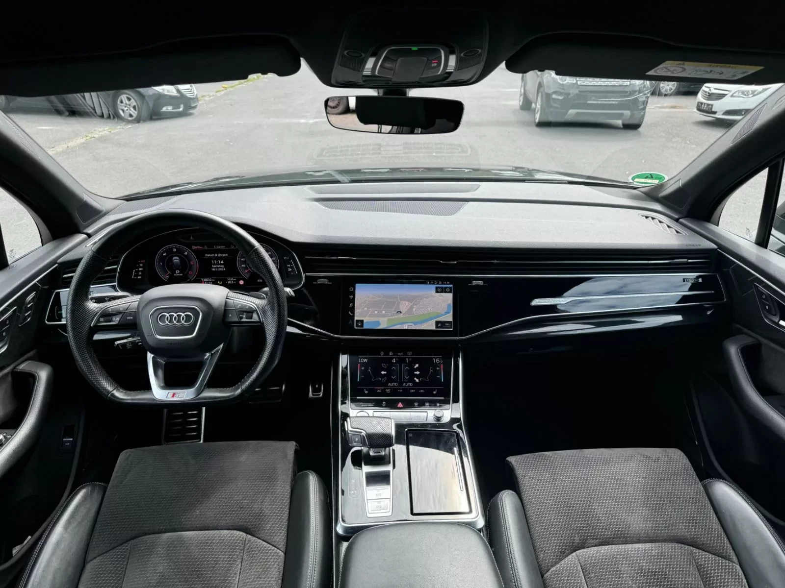 luksusowy-flagowy-suv-audi-q7