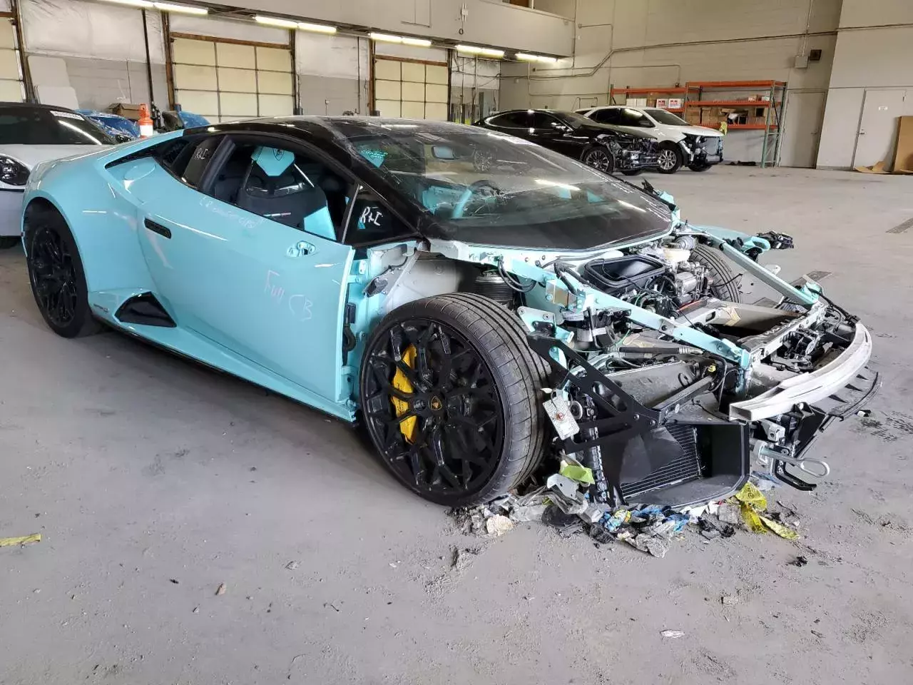 rozbite-lamborghini-huracan