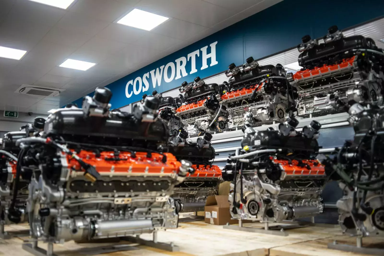 silniki-spalinowe-cosworth