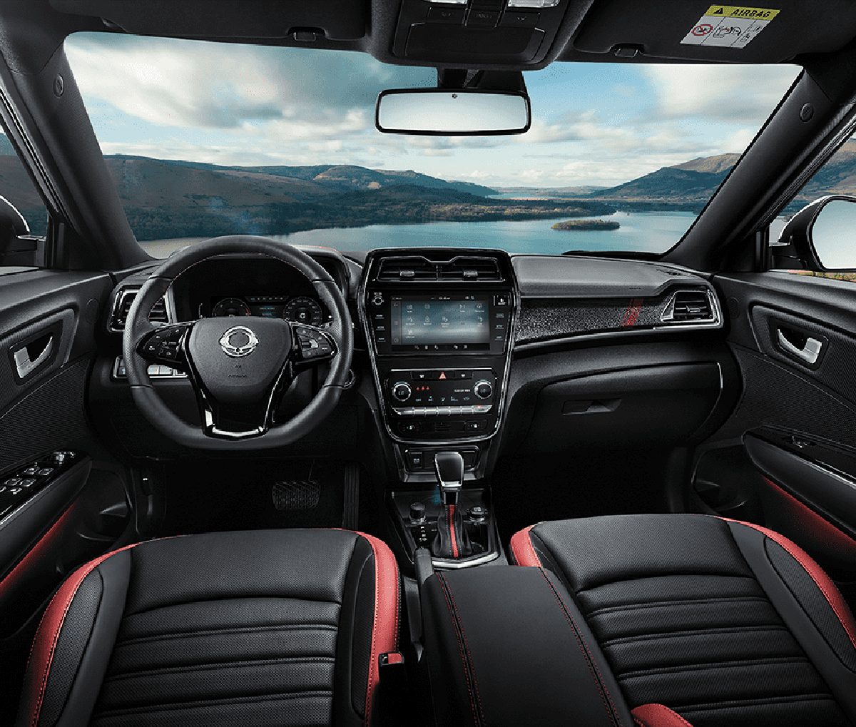 SsangYong Tivoli Grand / wnętrze