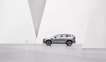 Volvo XC60 Recharge T8 Silver Dawn / SUV / PHEV / hybryda plug-in