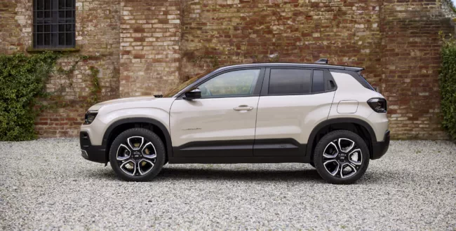 Jeep Avenger e-Hybrid 2024 / nowy SUV