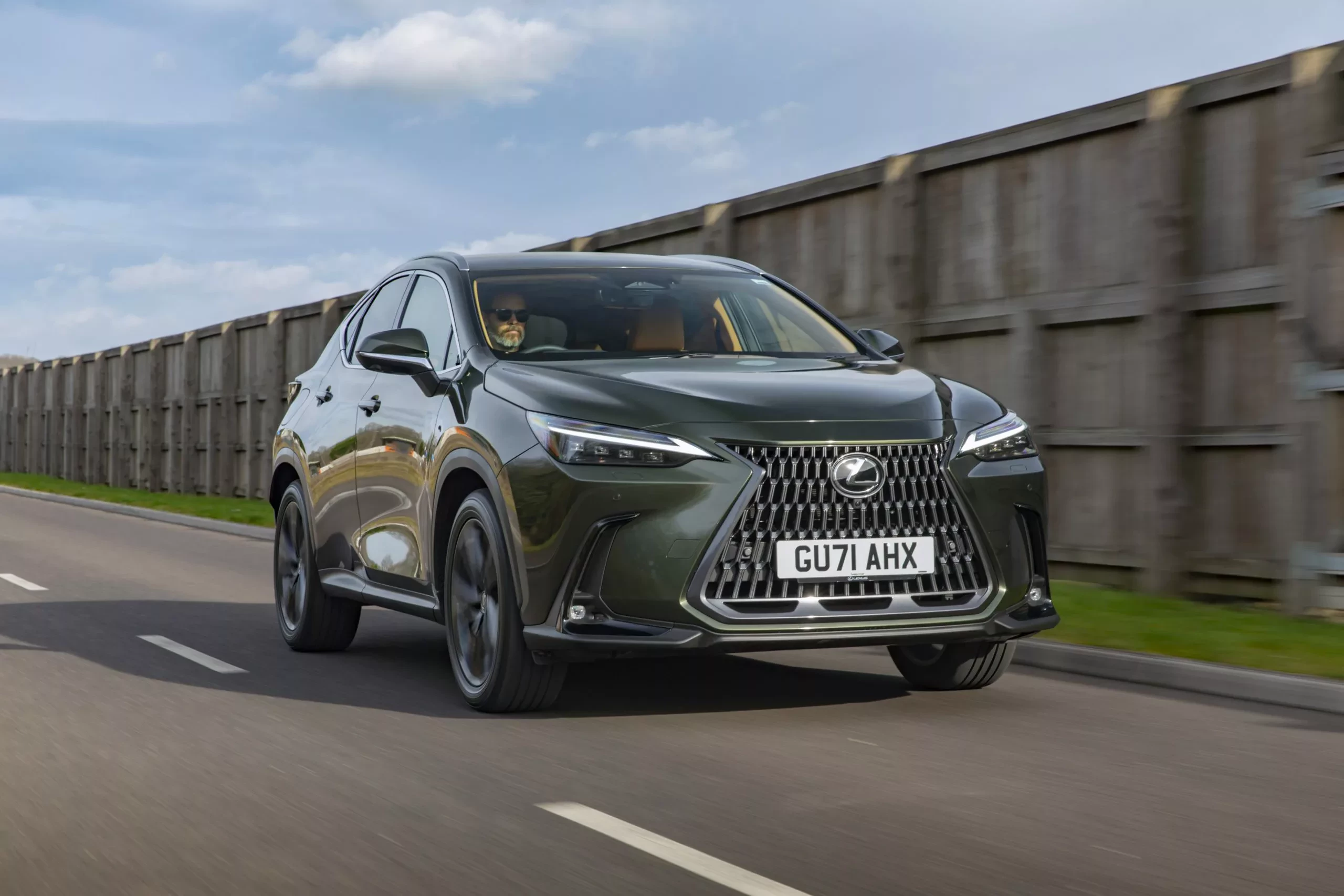 Lexus-NX450h-PHEV-16-scaled-1