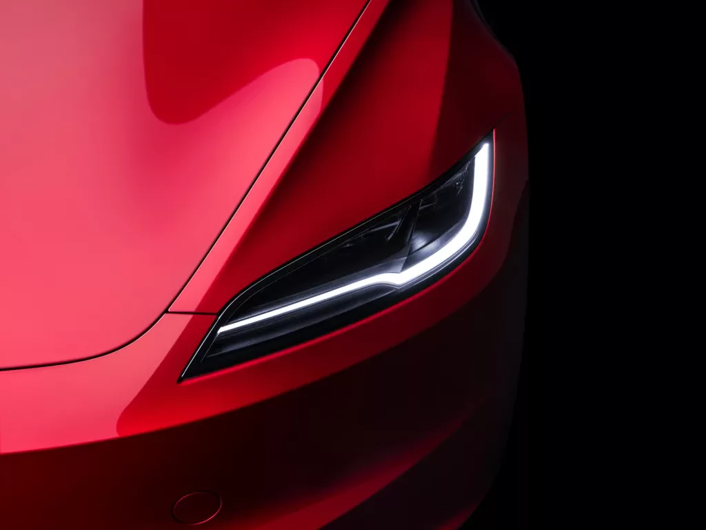 Tesla Model 3 / udany czerwiec Tesli w Polsce