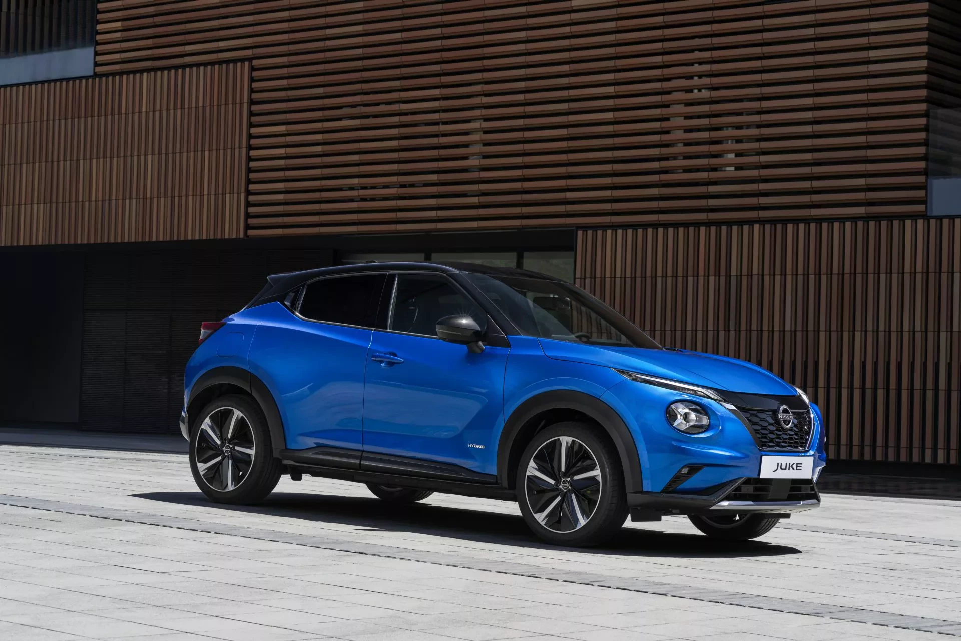 Nissan Juke II generacja SUV cena spalanie hybryda benzyna