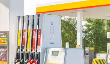 Dystrybutor Shell / stacja paliw / promocja