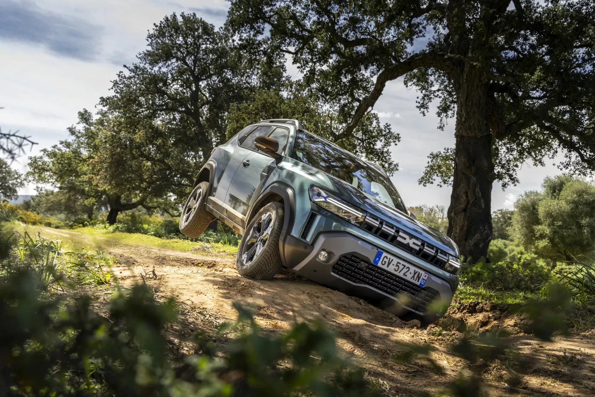 Dacia Duster generacja silnik cena moc SUV