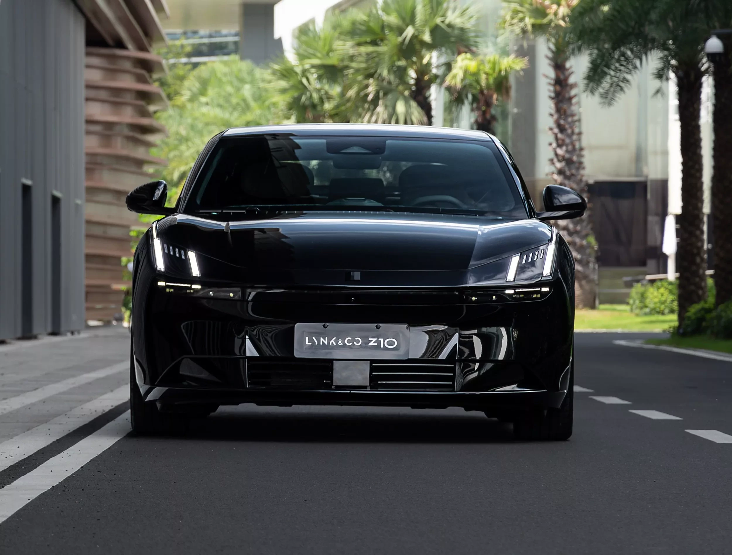 Lynk & Co Z10