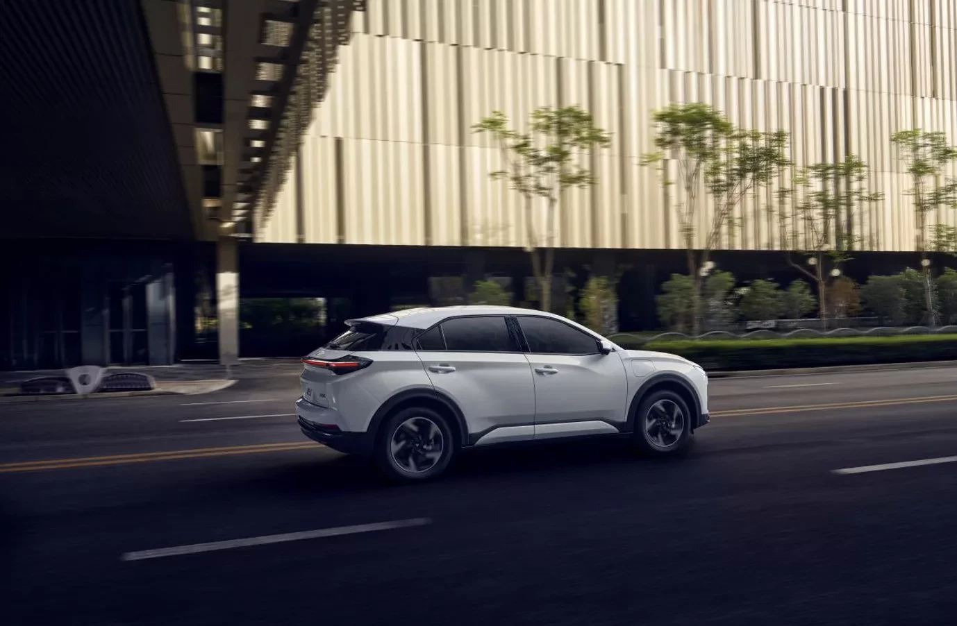 SUV Nezha X 500 Plus EV FL