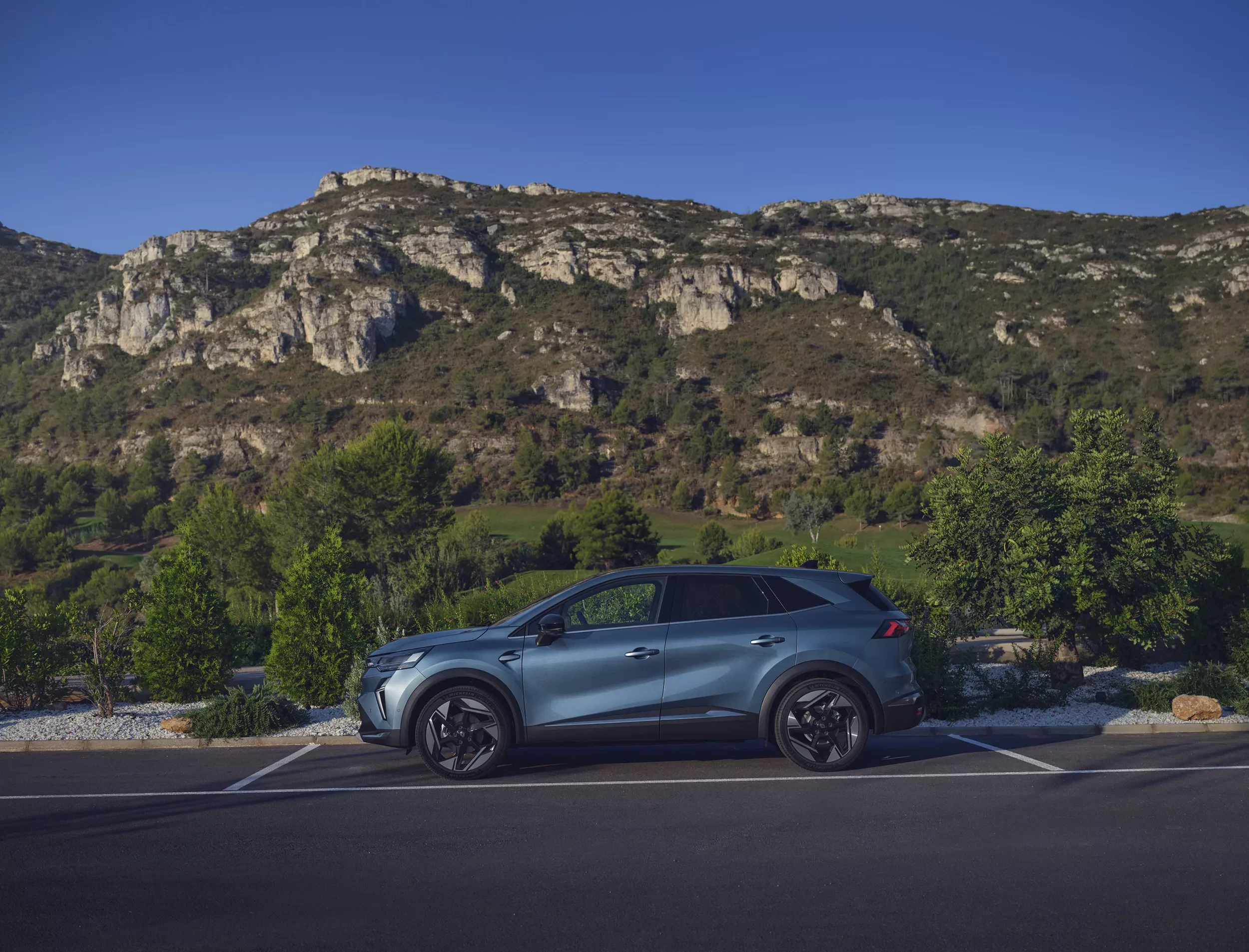 kompaktowy SUV Renault Symbioz
