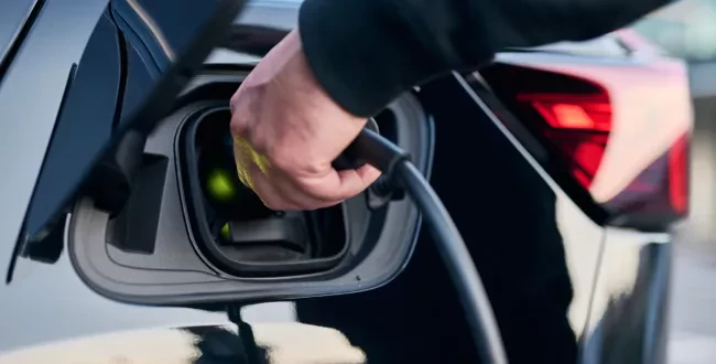 Volvo EC40 Black Edition / ładowanie / samochody elektryczne