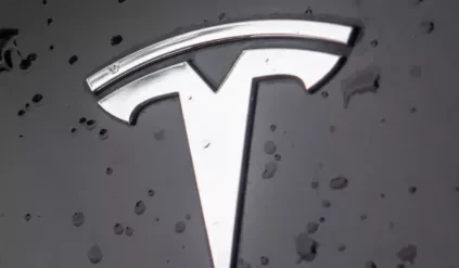 tesla logo pixabay