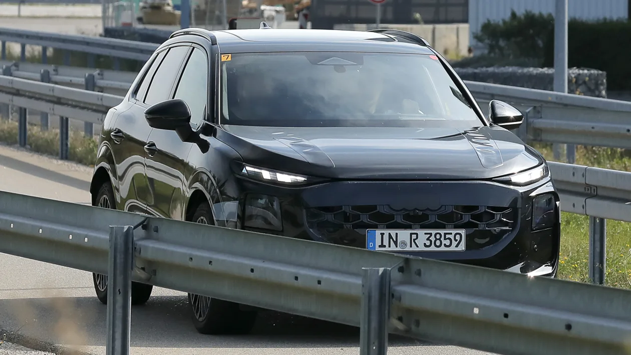 Audi Q3 2025 AutoExpress