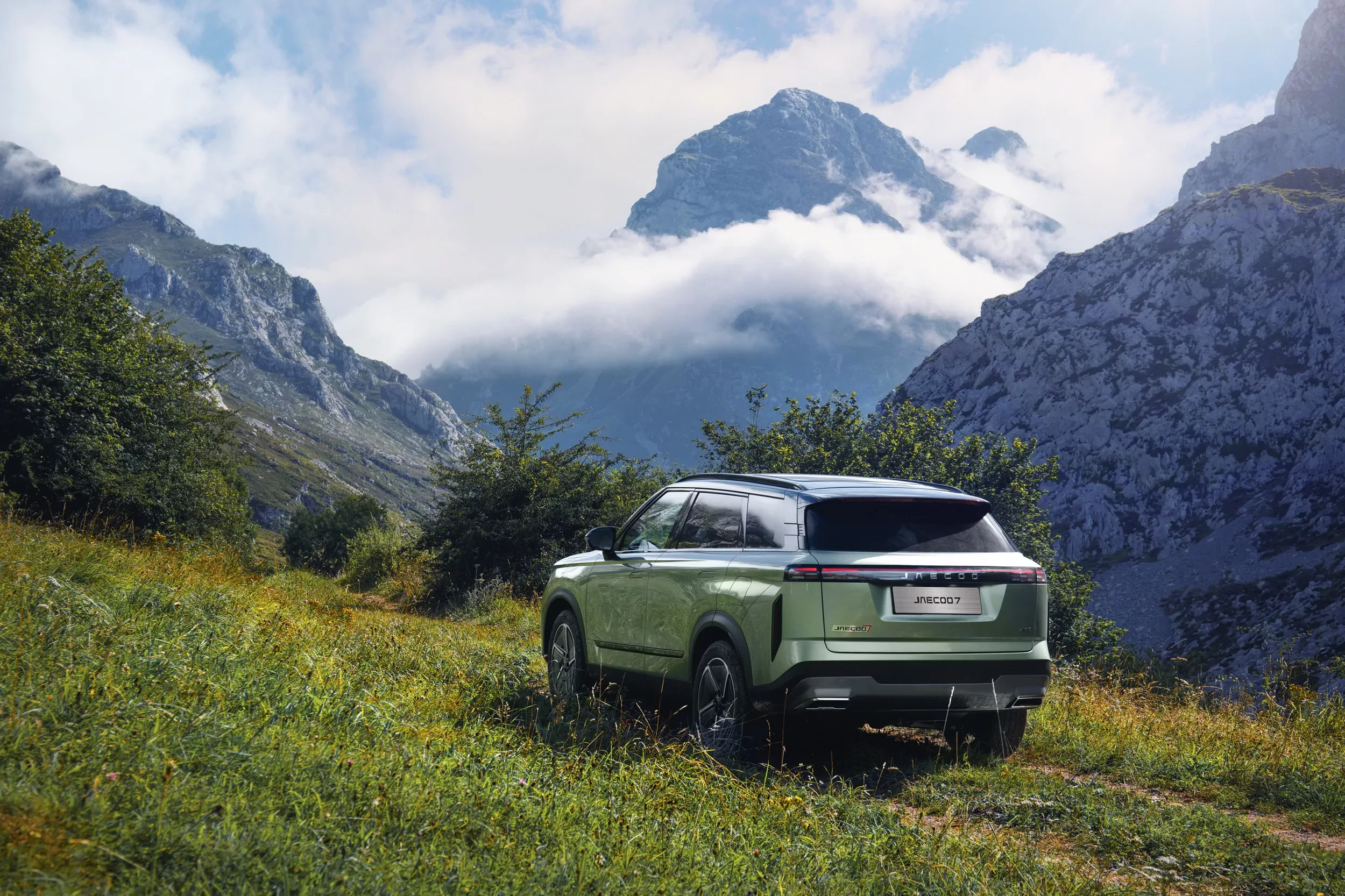 SUV Jaecoo 7 tył