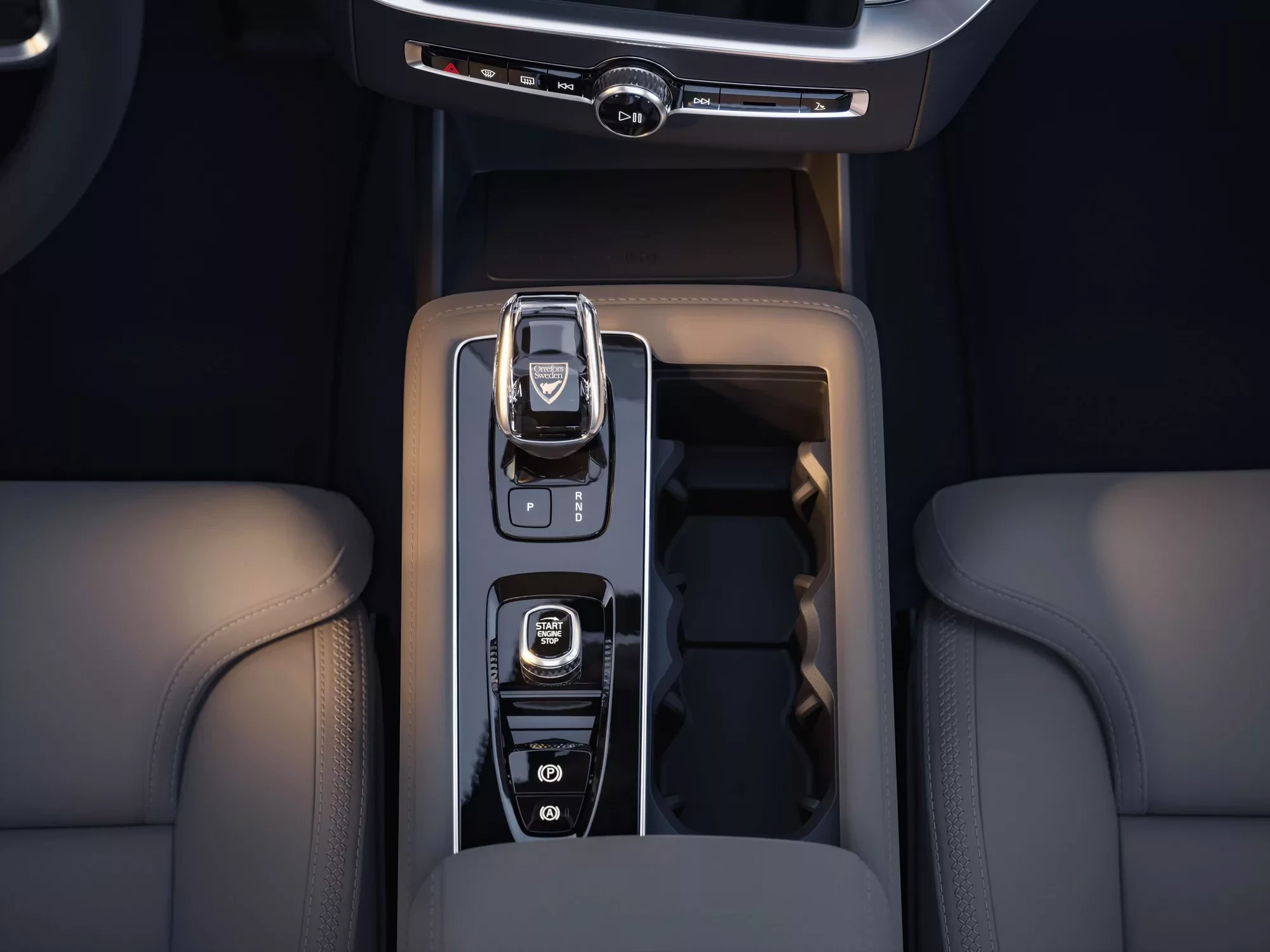 Volvo XC90 2025 / wnętrze