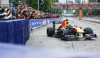 red-bull-showrun-f1-mio
