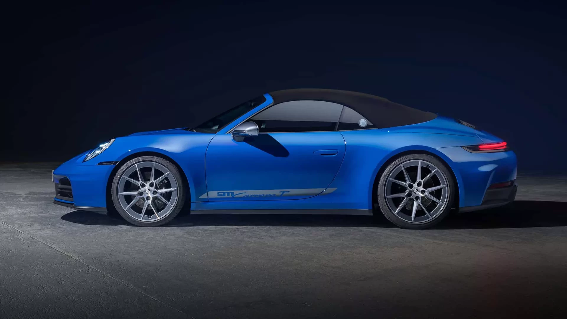 2025-porsche-carrera-t-cabriolet