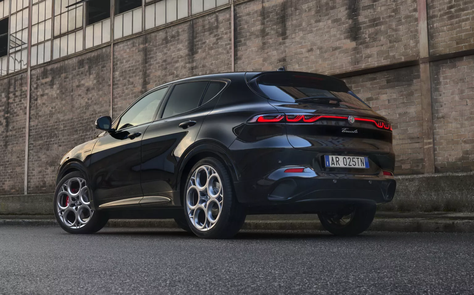 2025MY-Alfa-Romeo-Tonale-Paris-4-1536x1024