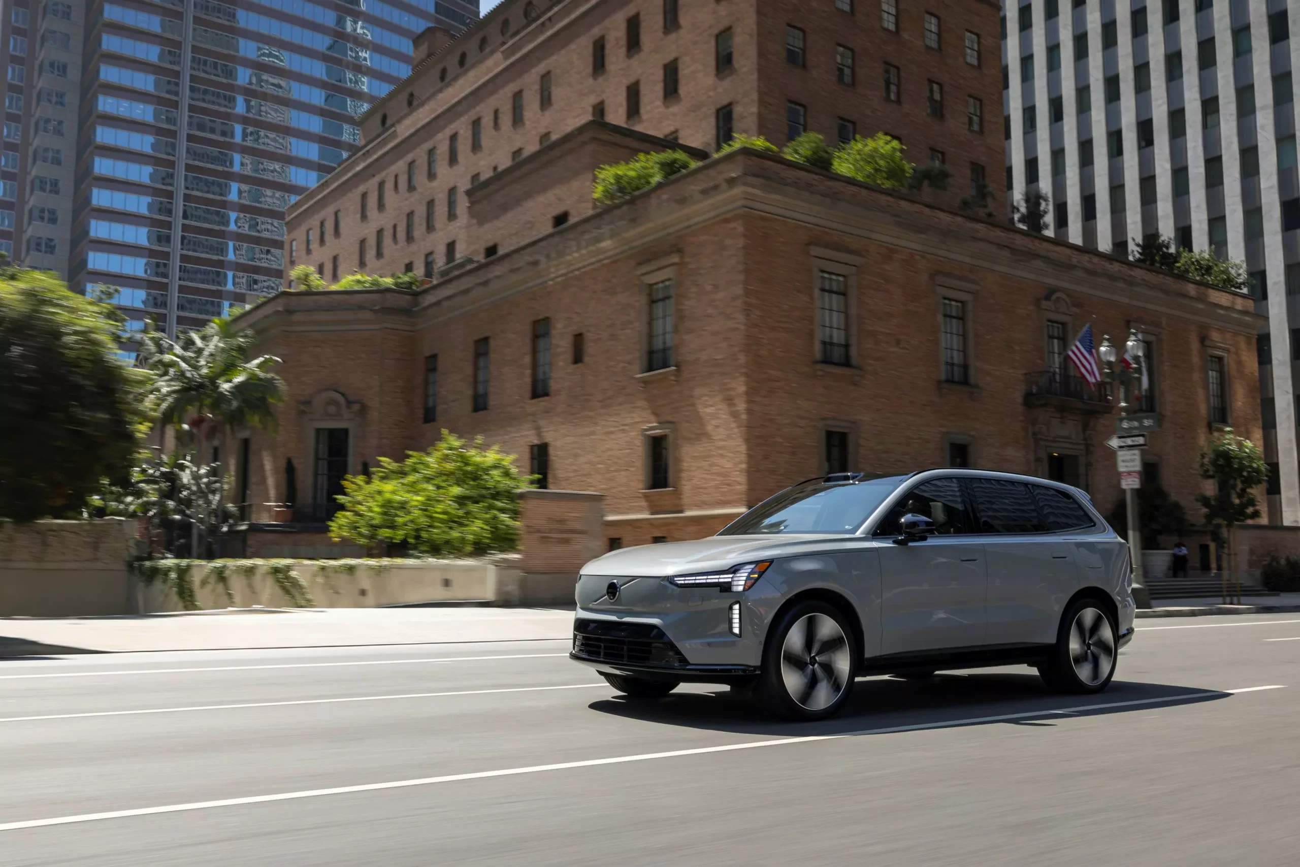 Volvo EX90 Driver Understanding System Hero