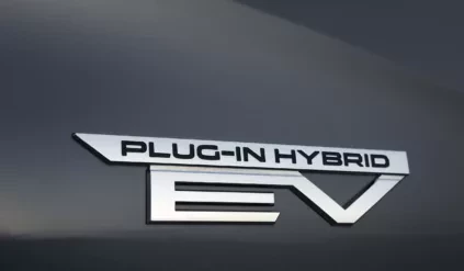 Mitsubishi Outlander PHEV_2025