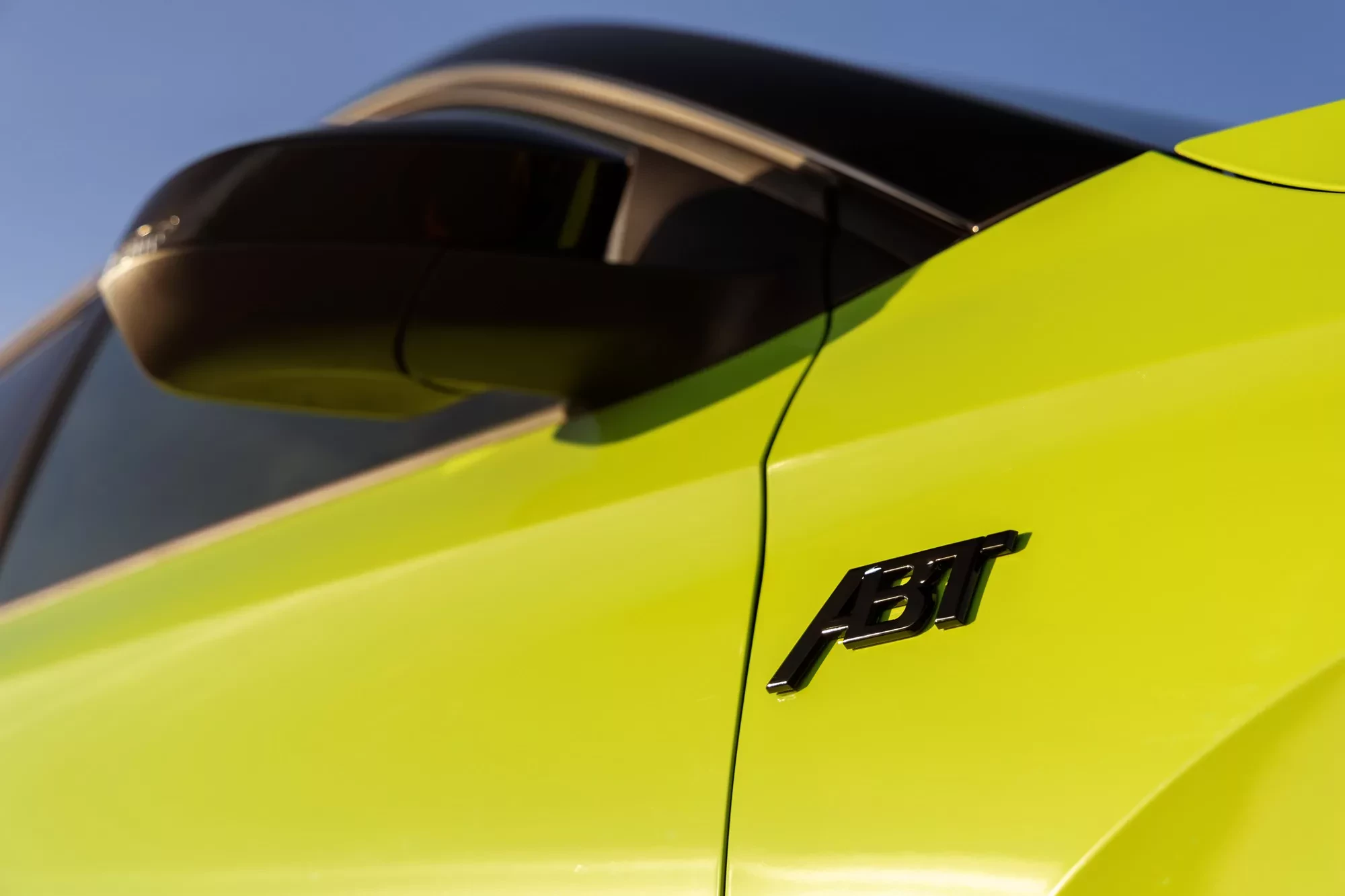 Skoda Fabia Rally2 limited edition by "Cohete" Suarez