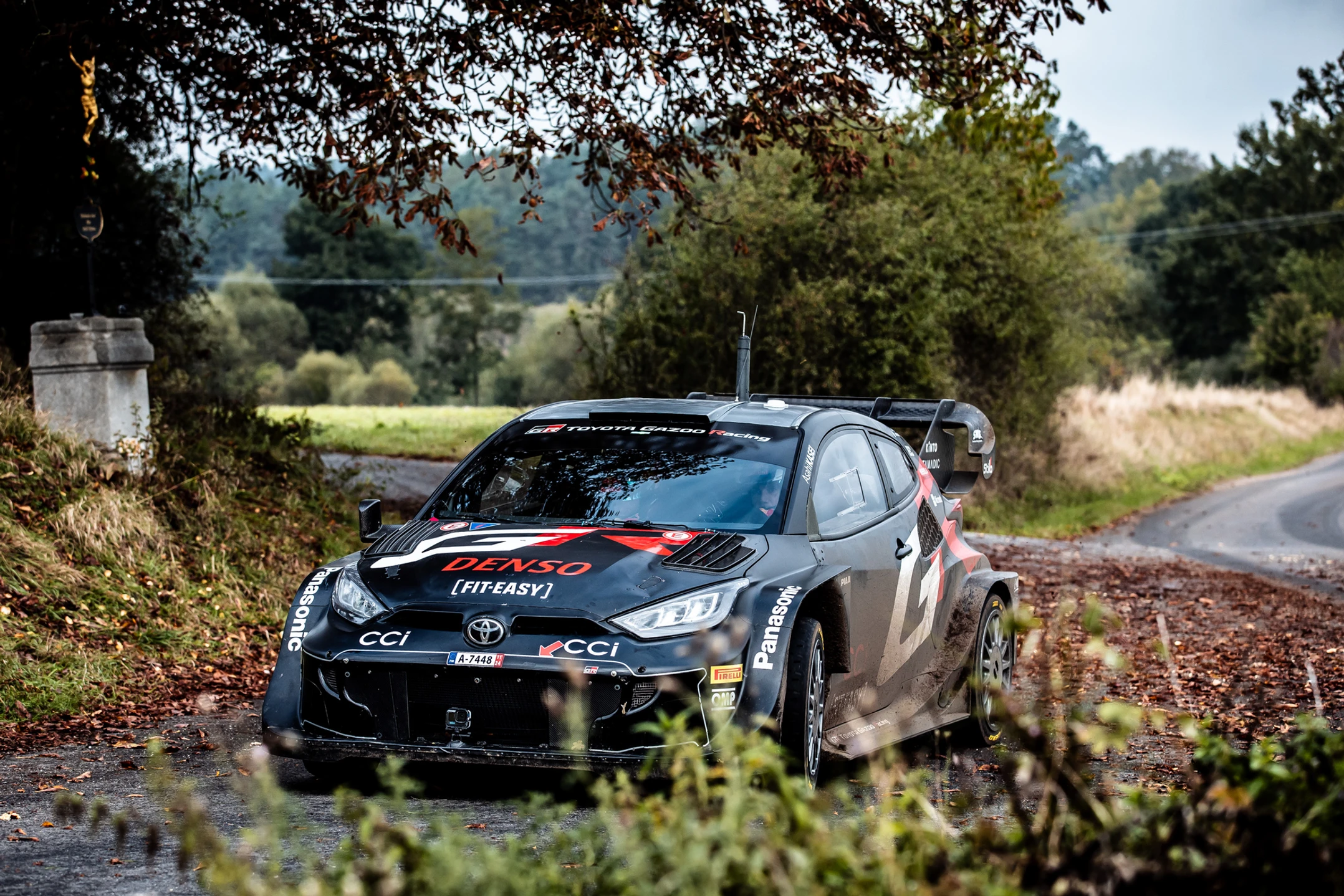 Sebastien Ogier / Toyota GR Yaris Rally1 / testy w Czechach / WRC
