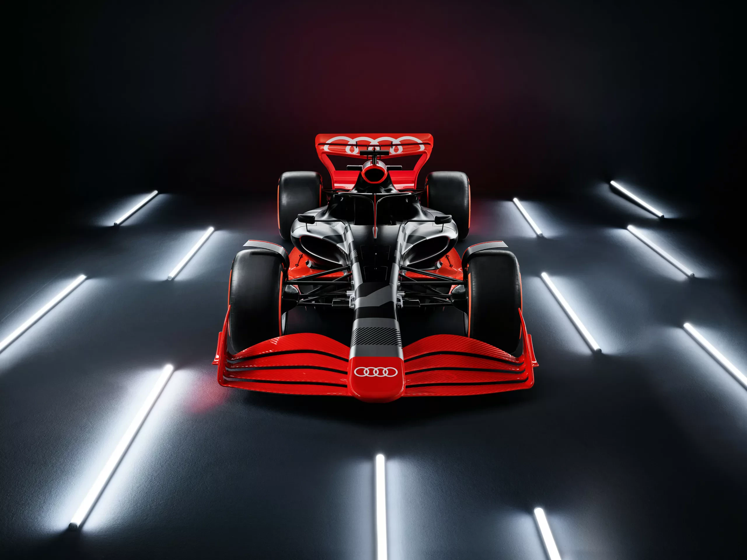 Samochód pokazowy z Audi F1 w barwach startowych