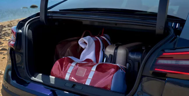 Citroen C4 X 2025 jest tani jak Dacia a lepszy jakościowo