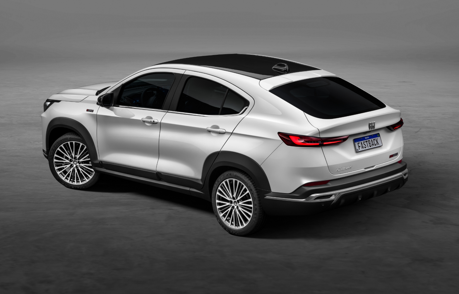 SUV Fiat Fastback 2025