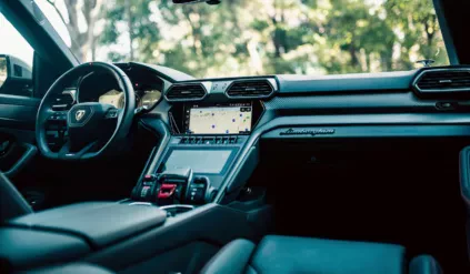 lamborghini-urus-silnik-spalinowy