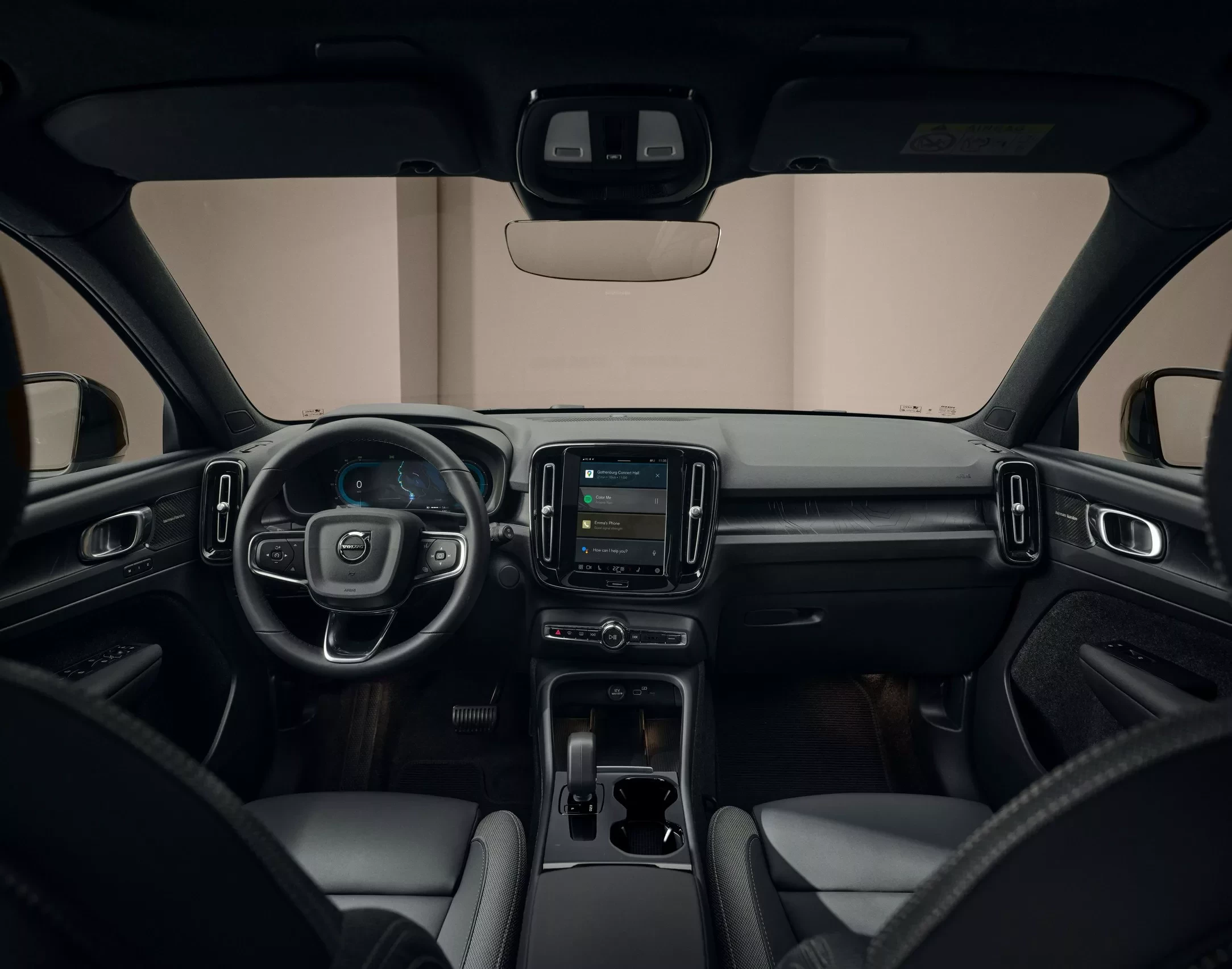 volvo-ghent-plant-celebrates-milestone-with-40-series-crossover-number-1000000-241065_1