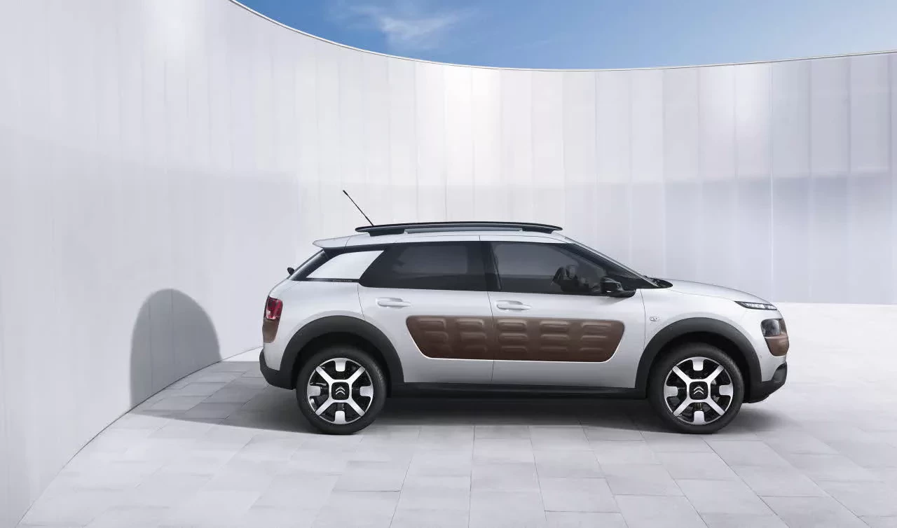 Citroen C4 Cactus SUV cena spalanie diesel osiągi moc silnik