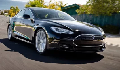 Tesla Model S 2013