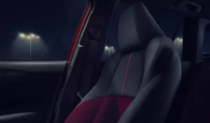 Toyota -Corolla-Cross_Nightshade_