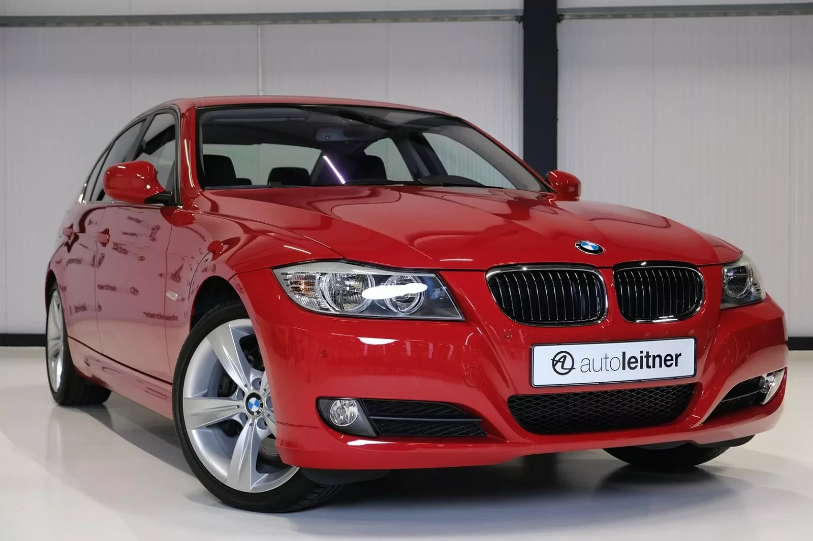 bmw-330i-e90-na-sprzedaz-2