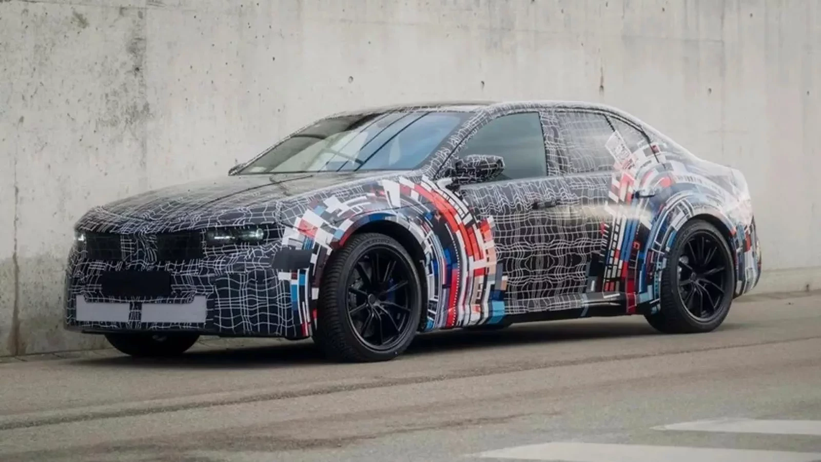 elektryczne-bmw-m3-neue-klasse