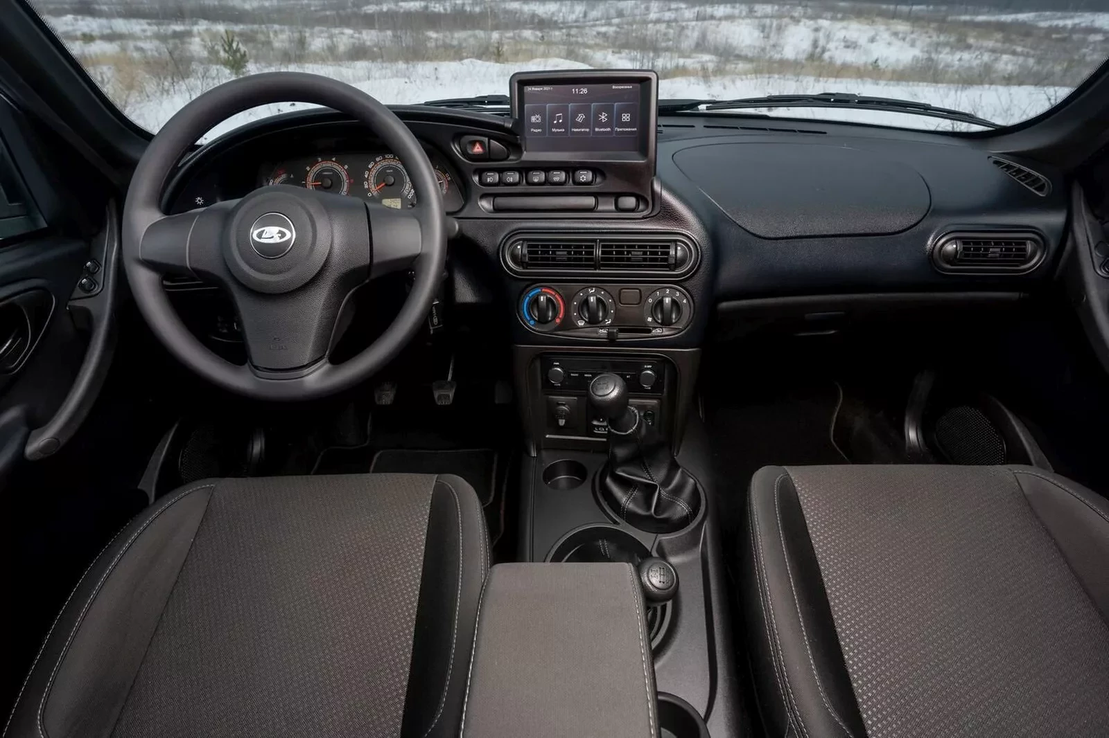 lada-niva-ten-suv-to-synonim-dziadostwa-i-tandety