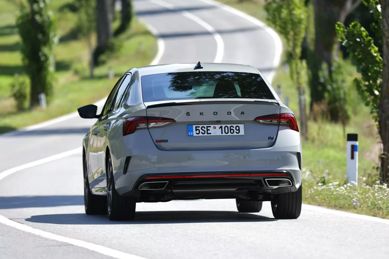 skoda-octavia_rs_iv_13-1920x1280